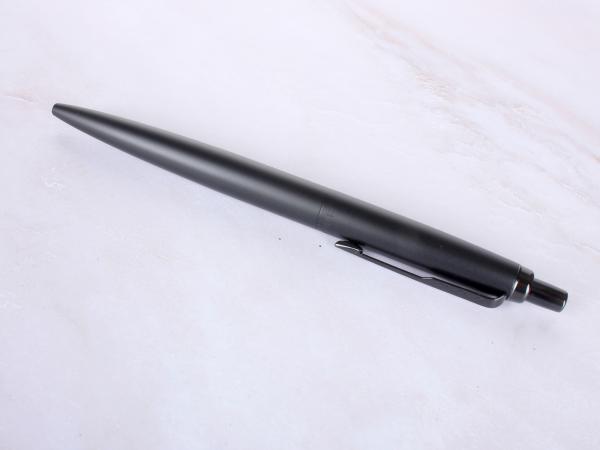 Ручка шариковая Parker Jotter XL Monochrome SE20 - Black CT