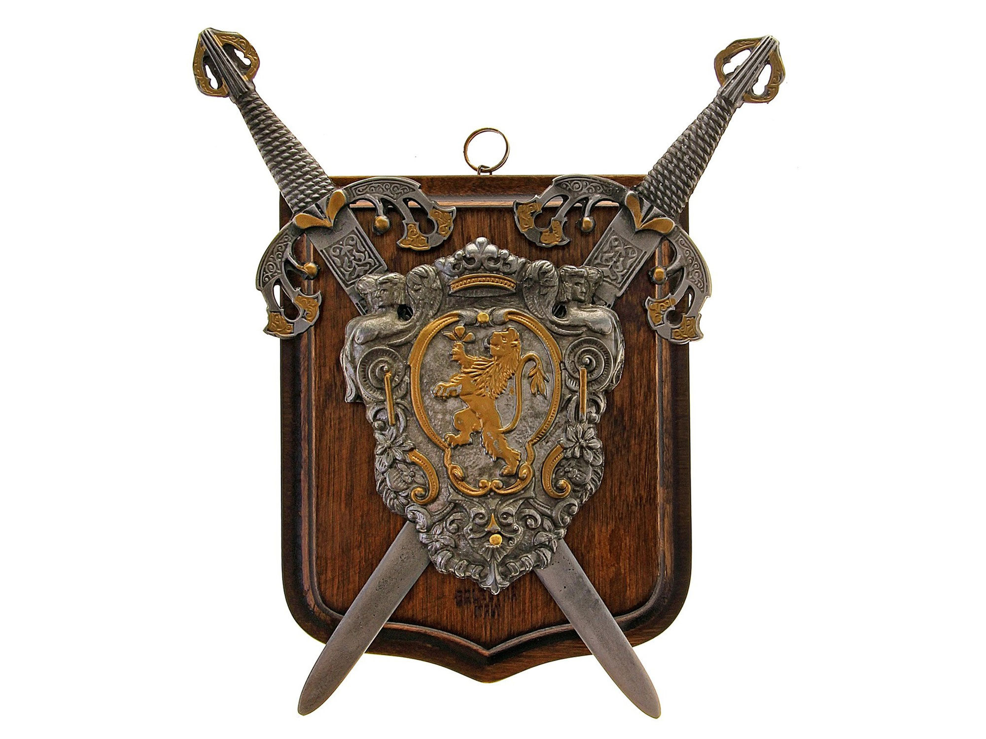 щит. щит и меч. панно щит. рыцарский герб ричард i львиное сердце. щит ричарда львиное сердце.