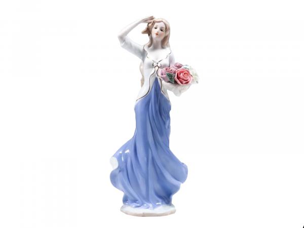 Скульптура "Девушка с охапкой роз" 30 см