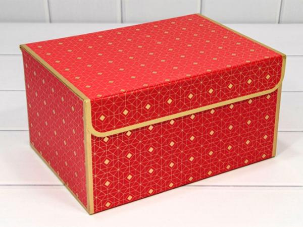 Подарочная коробка "Узоры на красном" 25х18х13,5 см
