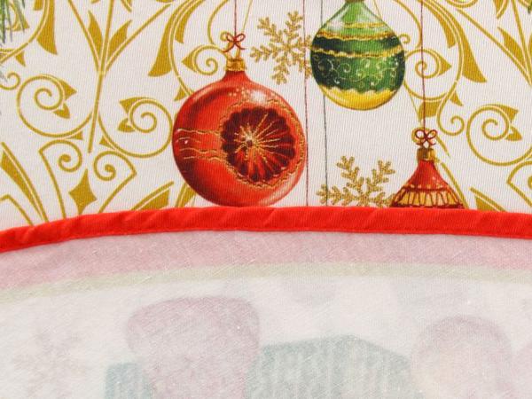 Скатерть "Новогодние игрушки" d 220 см