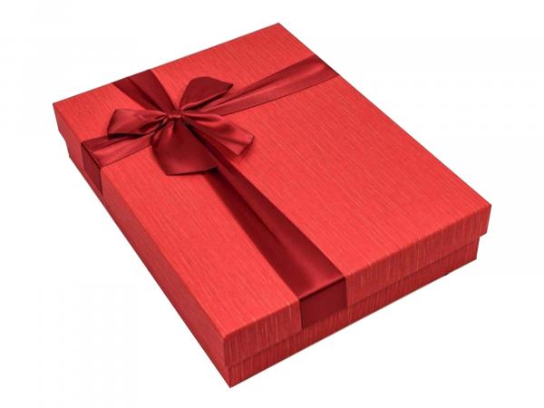 Подарочная коробка "Красный бант" 31х24х7 см