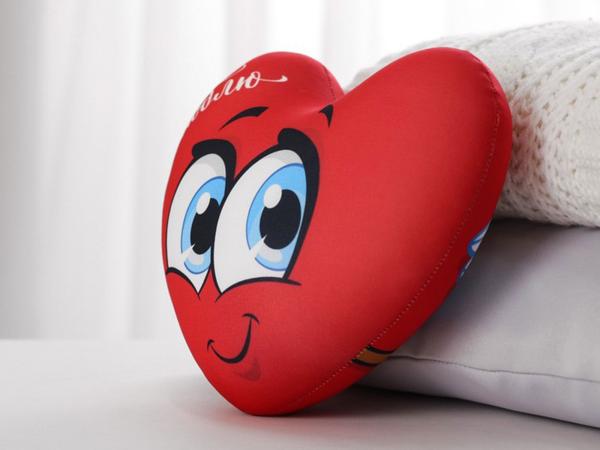 Подушка-антистресс "Люблю" 30х25 см