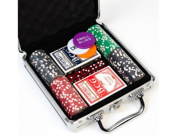 Набор для покера 100 фишек в кейсе