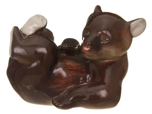 Скульптура "Медвежонок лежачий"
