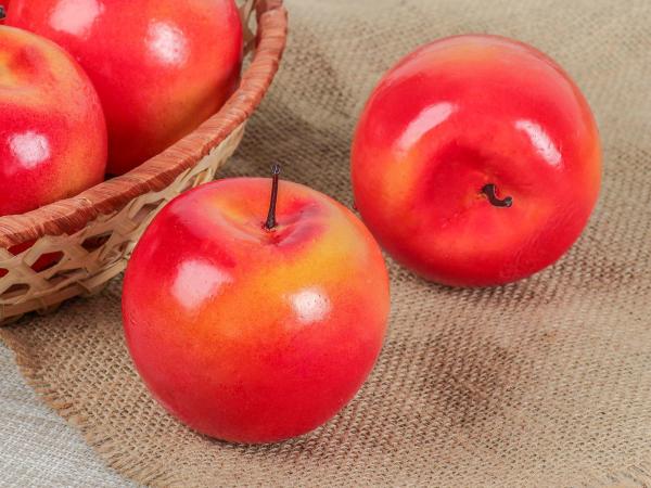 Муляж "Яблоко" 8 см