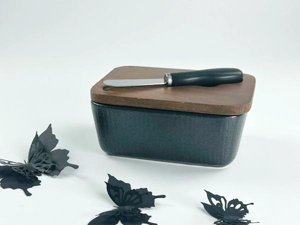 Масленка "BLACKWOOD" 14 см с ножом