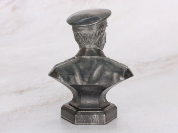 Бюст Сталин Иосиф Виссарионович (фуражка)