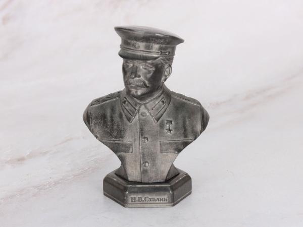 Бюст Сталин Иосиф Виссарионович (фуражка)