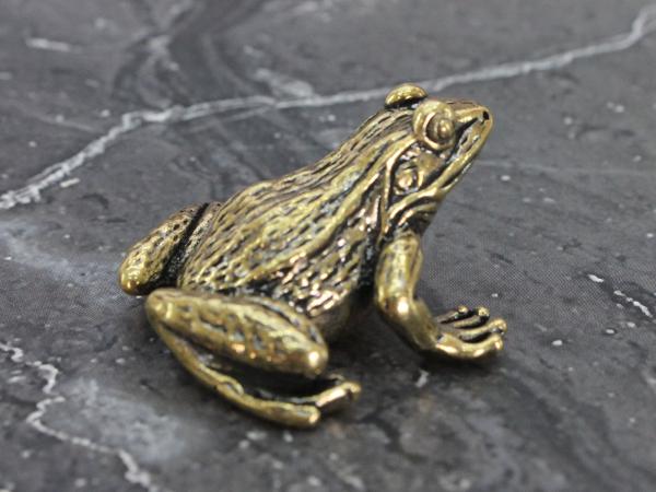 Фигурка Лягушка 4х2 см