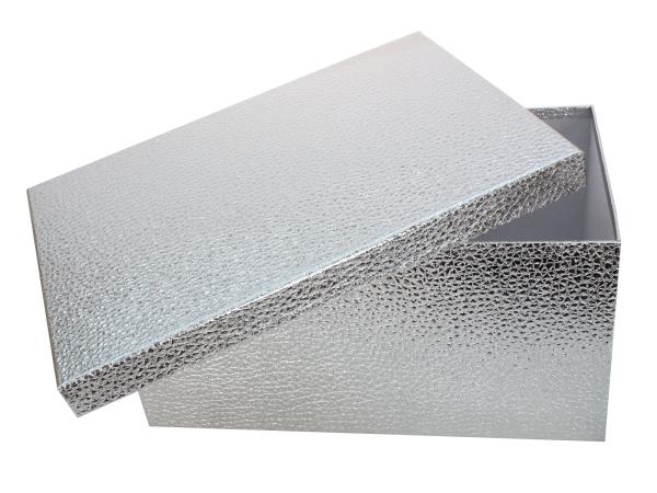 Коробка подарочная 23х16х11 см