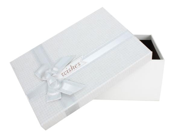 Коробка подарочная 24,5х17х6,5 см белый