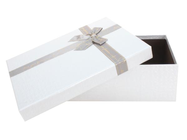 Коробка подарочная 23х17х6,5 см белый