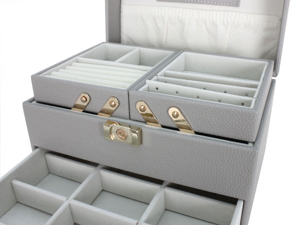 Шкатулка 22,5х16,5х14 см серый