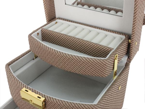 Шкатулка 15х12х11 см кофе