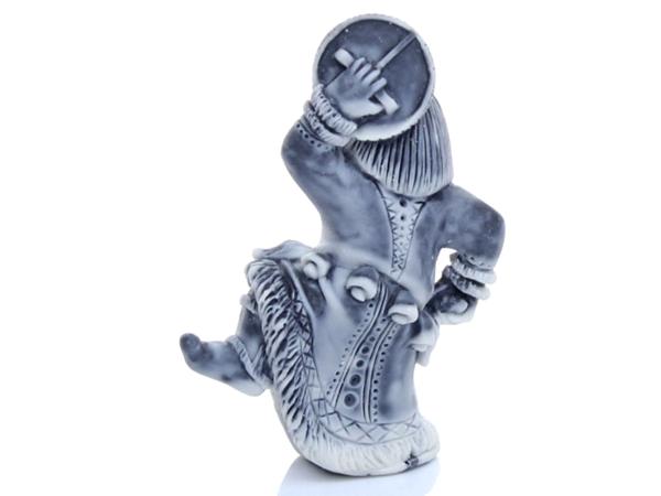 Танец шамана, h 8.5 см