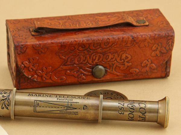 Подзорная труба в футляре Lmax-40 см 18х7 см