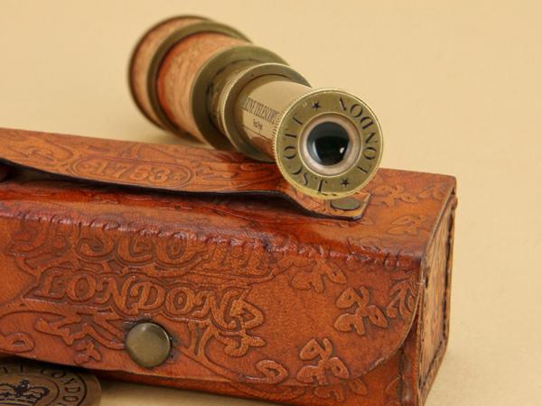 Подзорная труба в футляре Lmax-40 см 18х7 см