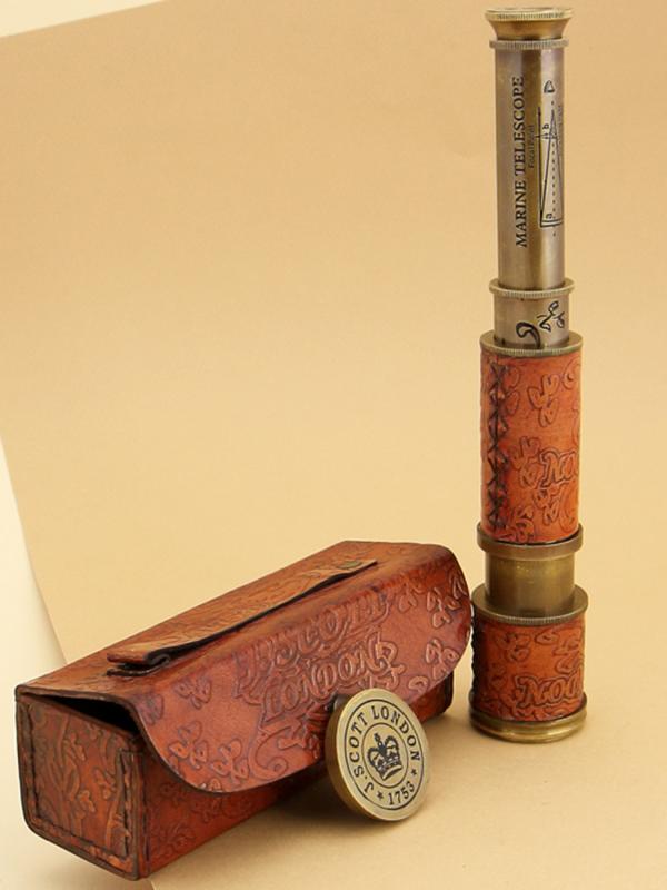 Подзорная труба в футляре Lmax-40 см 18х7 см