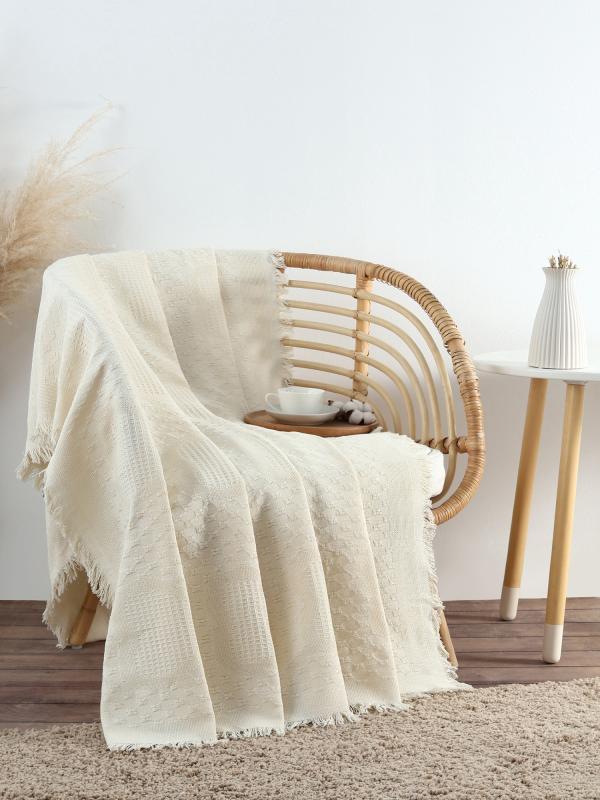 Плед 130х180 см с бахромой "Love", жаккард