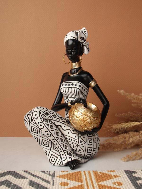 Скульптура Африканка с вазой 25 см