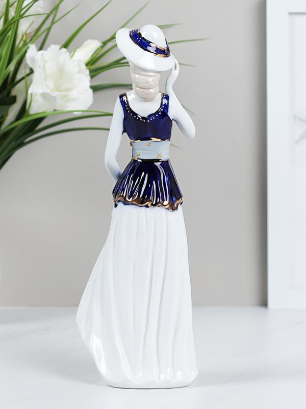 Статуэтка "Девушка в шляпке" 28 см