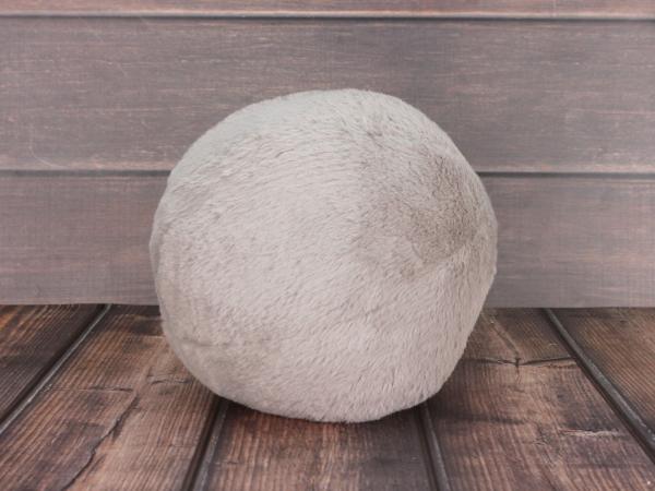 Подушка "Мячик" D20 см пушистый мех халлофайбер