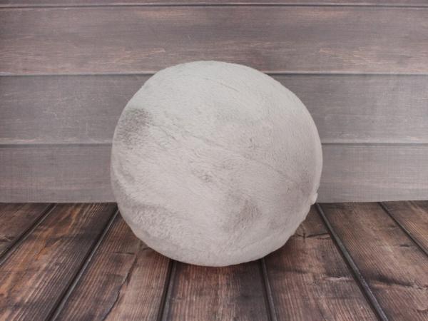 Подушка "Мячик" D30 см пушистый мех халлофайбер