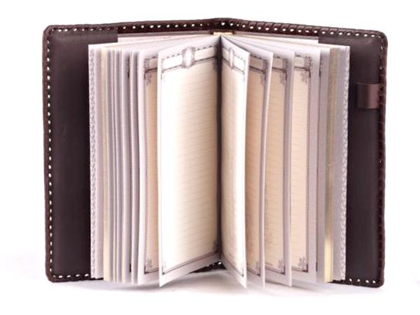 Ежедневник  А5 в кожанной обложке