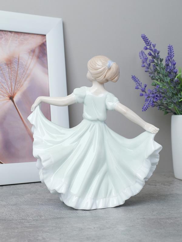 Статуэтка "Дама" 17 см