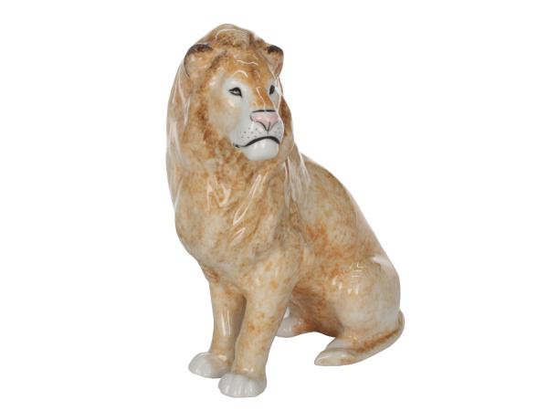 Скульптура "Лев"