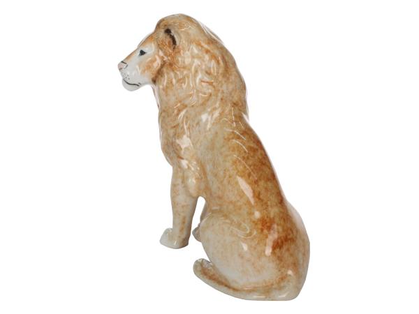 Скульптура "Лев"