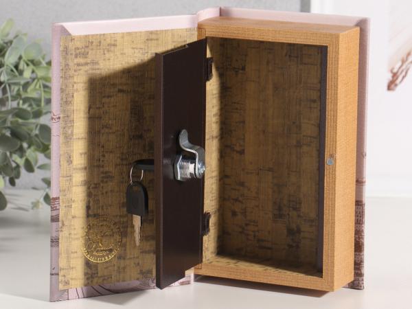 Сейф-книга "Виктор Гюго Собор Парижской Богоматери" 21х13х5 см