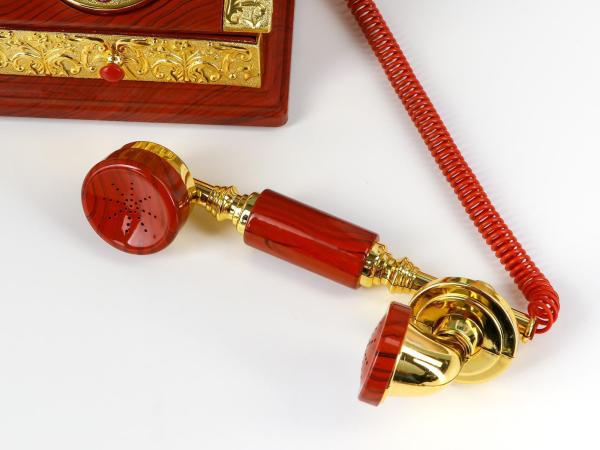 Шкатулка музыкальная "Ретро телефон" h 21 см