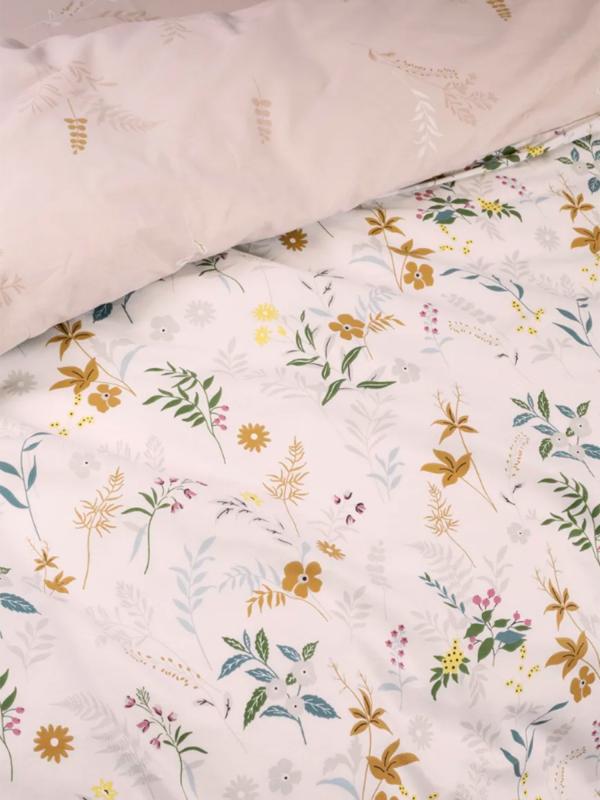 Комплект постельного белья 1,5 Cleo поплин "Pure cotton" 145*215*1 150*220*1(±5) 70*70*2(±2)