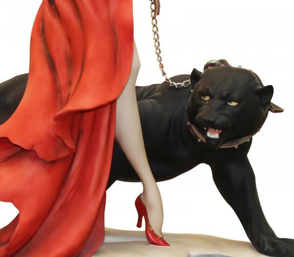 Фарфоровая скульптура "Девушка с пантерой" 68 см