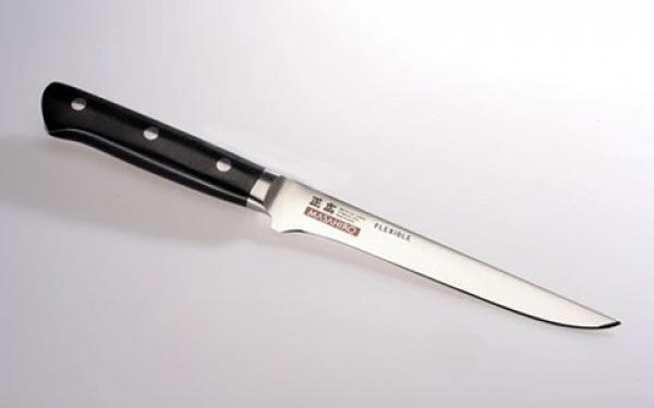 Нож кухонный обвалочный 16 см.