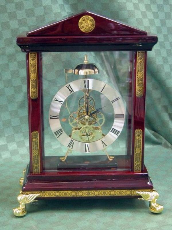 Часы "Лувр"38х35х25 см