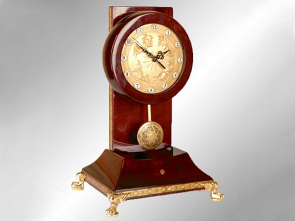 Часы "Британский музей"54х50х32 см
