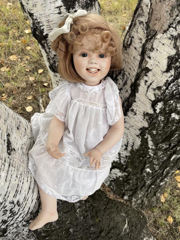 Кукла коллекционная "Aurora"