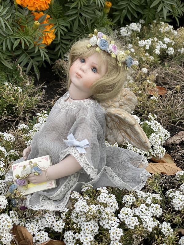 Кукла коллекционная "Ангел"